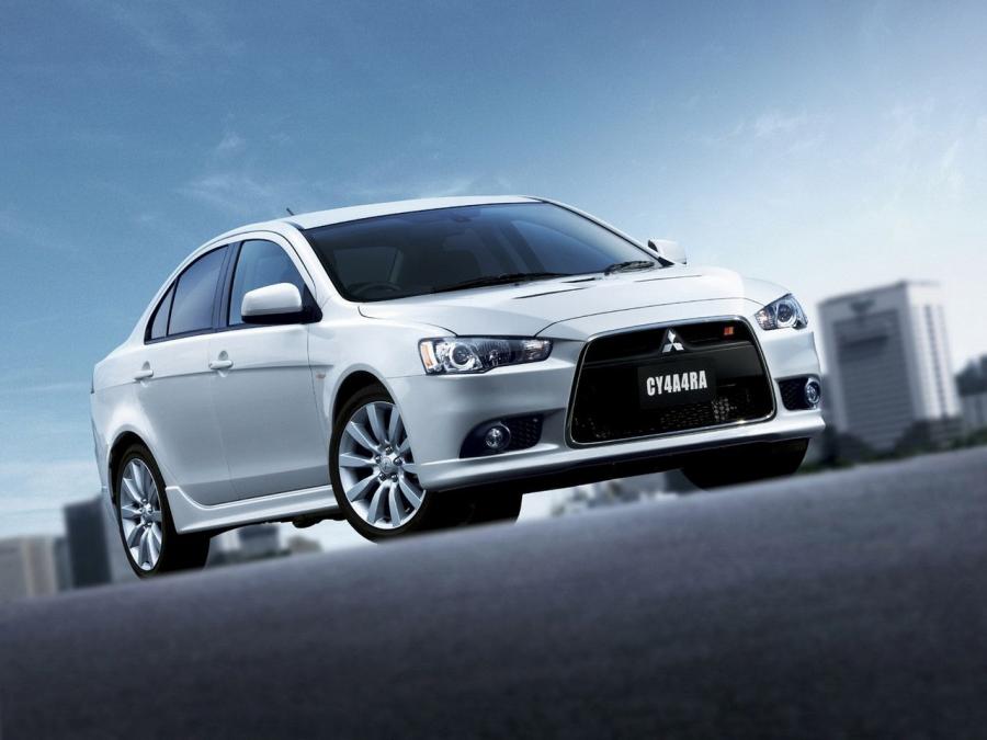  Mitsubishi Galant Fortis Ralliart 2008 года  (фото 2 из 4)